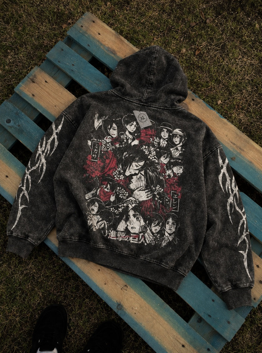 Mikasa & Eren – Hoodie – flat-lay | Attack on Titan