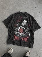Hawk Helm Behelit – T-Shirt – flat-lay | Berserk