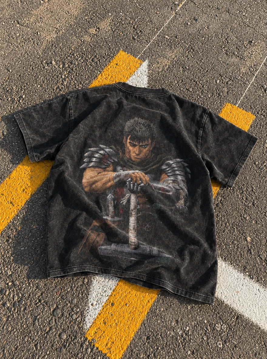 Guts Sword Vigil – T-Shirt – flat-lay | Berserk