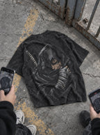 Hooded Guts – T-Shirt – flat-lay | Berserk