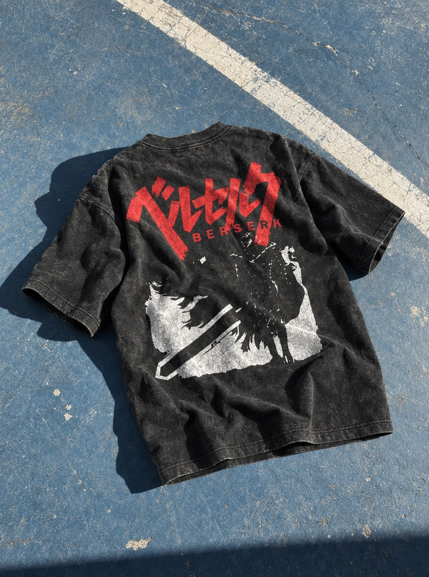 Guts Ink Silhouette – T-Shirt – flat-lay | Berserk
