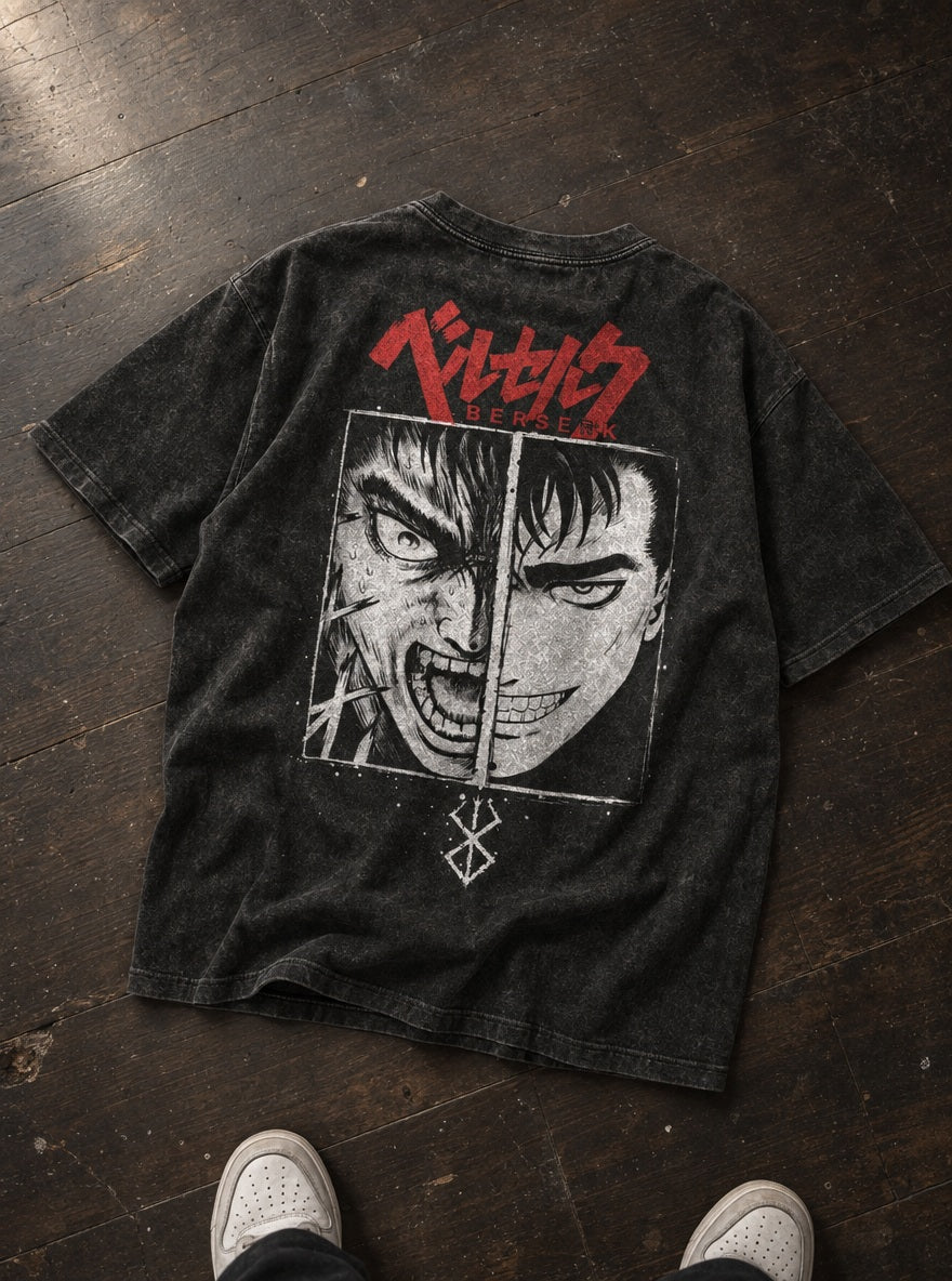 Split Face Guts – T-Shirt – flat-lay | Berserk