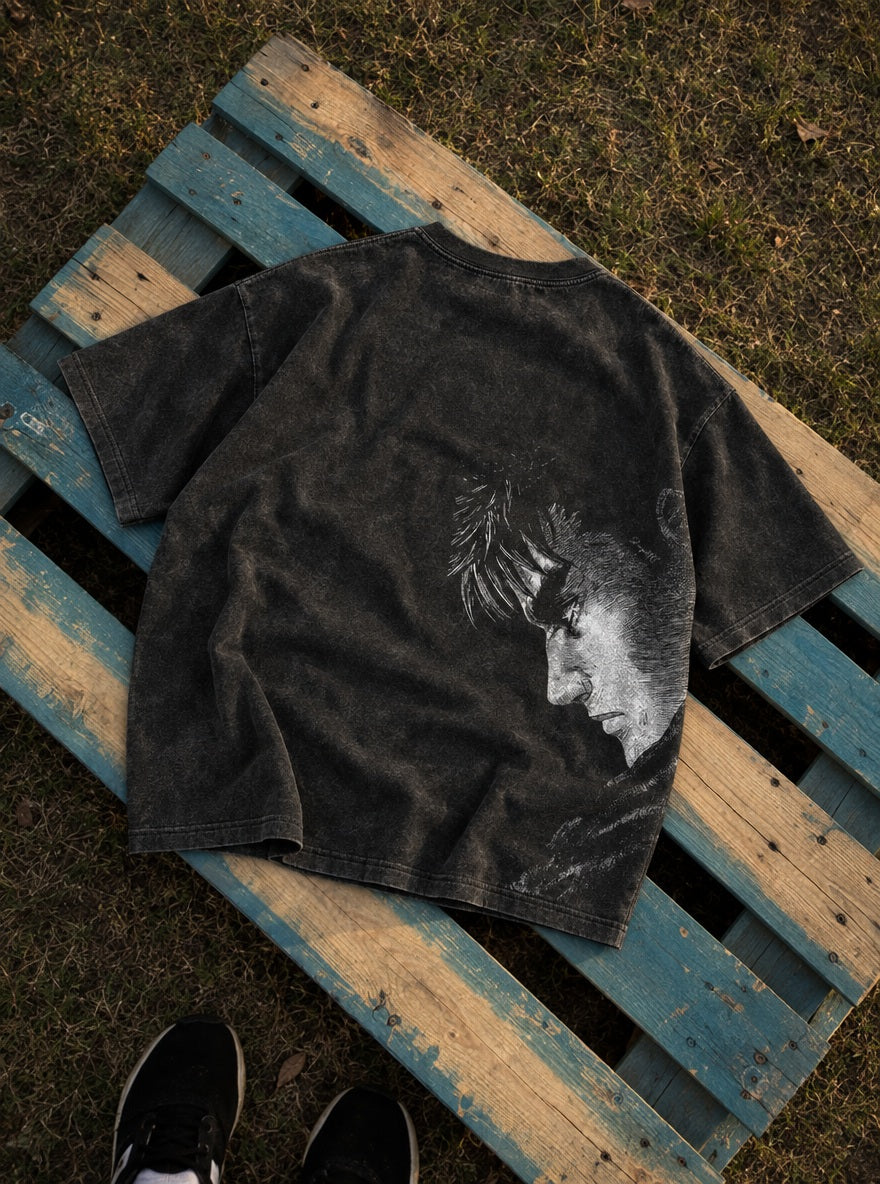 Bowed Head Guts – T-Shirt – flat-lay | Berserk