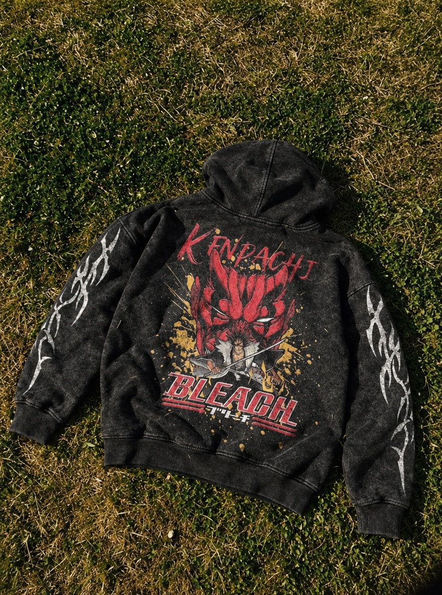 Kenpachi Demon – Hoodie – flat-lay | Bleach