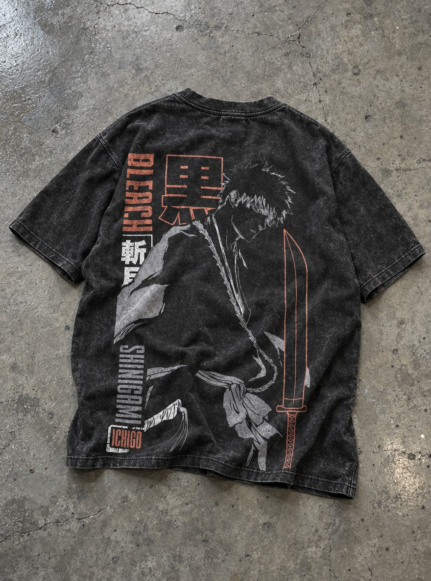 Soul Reaper Ichigo – T-Shirt – flat-lay | Bleach