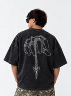 Kurapika Chain Hand – T-Shirt – model shot | Hunter x Hunter