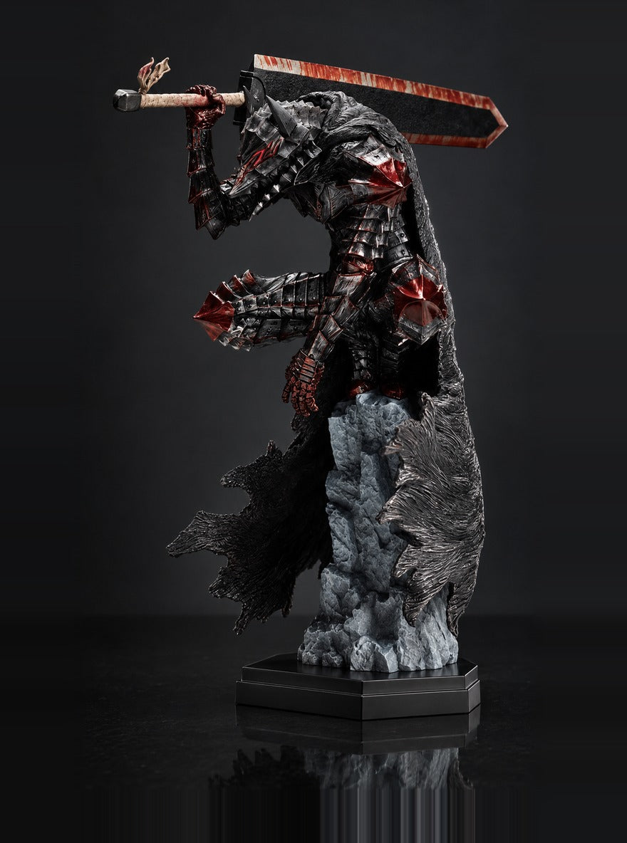 Guts Berserker Armor Mist Diffuser Figure – front view | Berserk