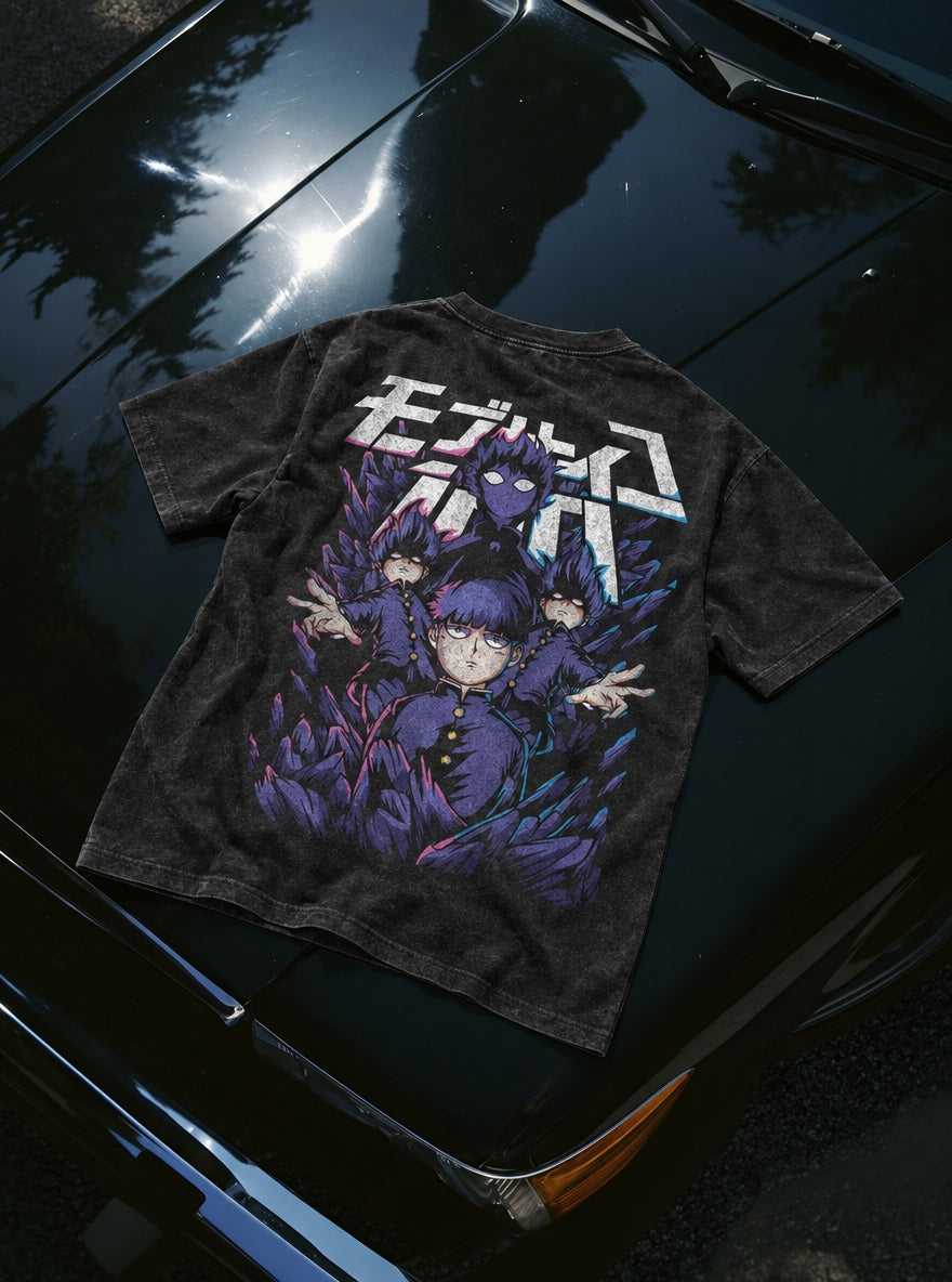 Mob Shadows – T-Shirt – flat-lay | Mob Psycho 100