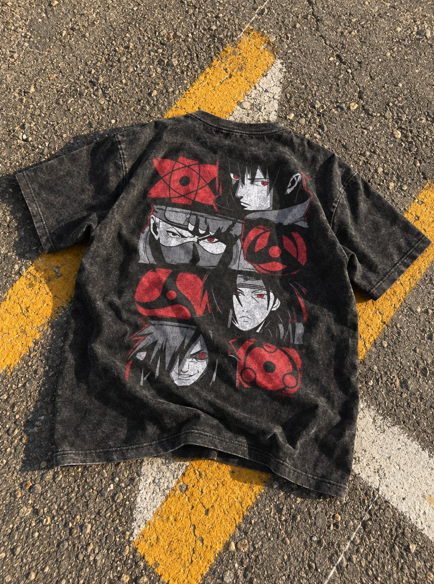 Sharingan Eyes – T-Shirt – flat-lay | Naruto