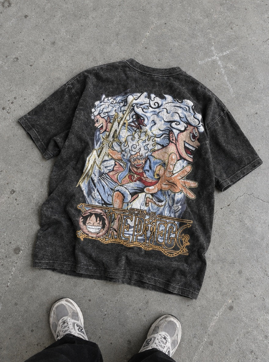 Nika Lightning – T-Shirt – flat-lay | One Piece