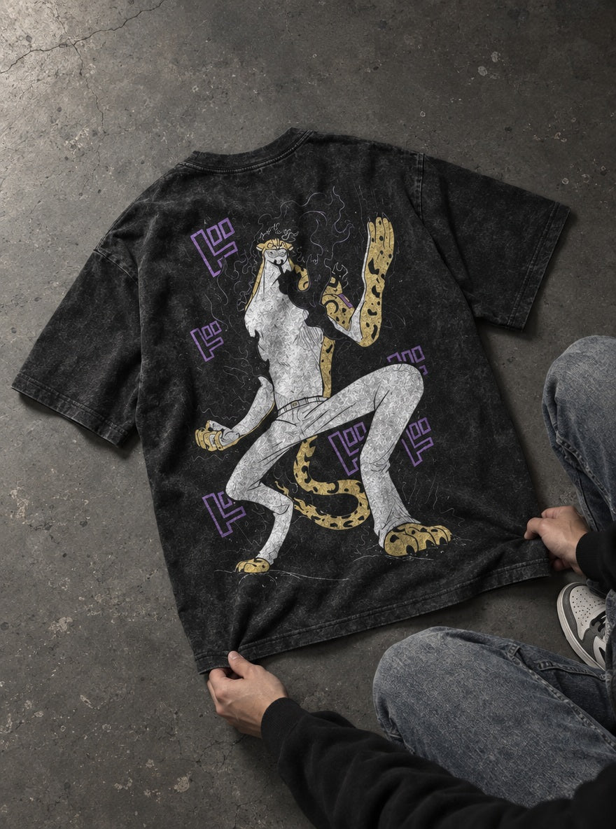 Leopard Lucci – T-Shirt – flat-lay | One Piece