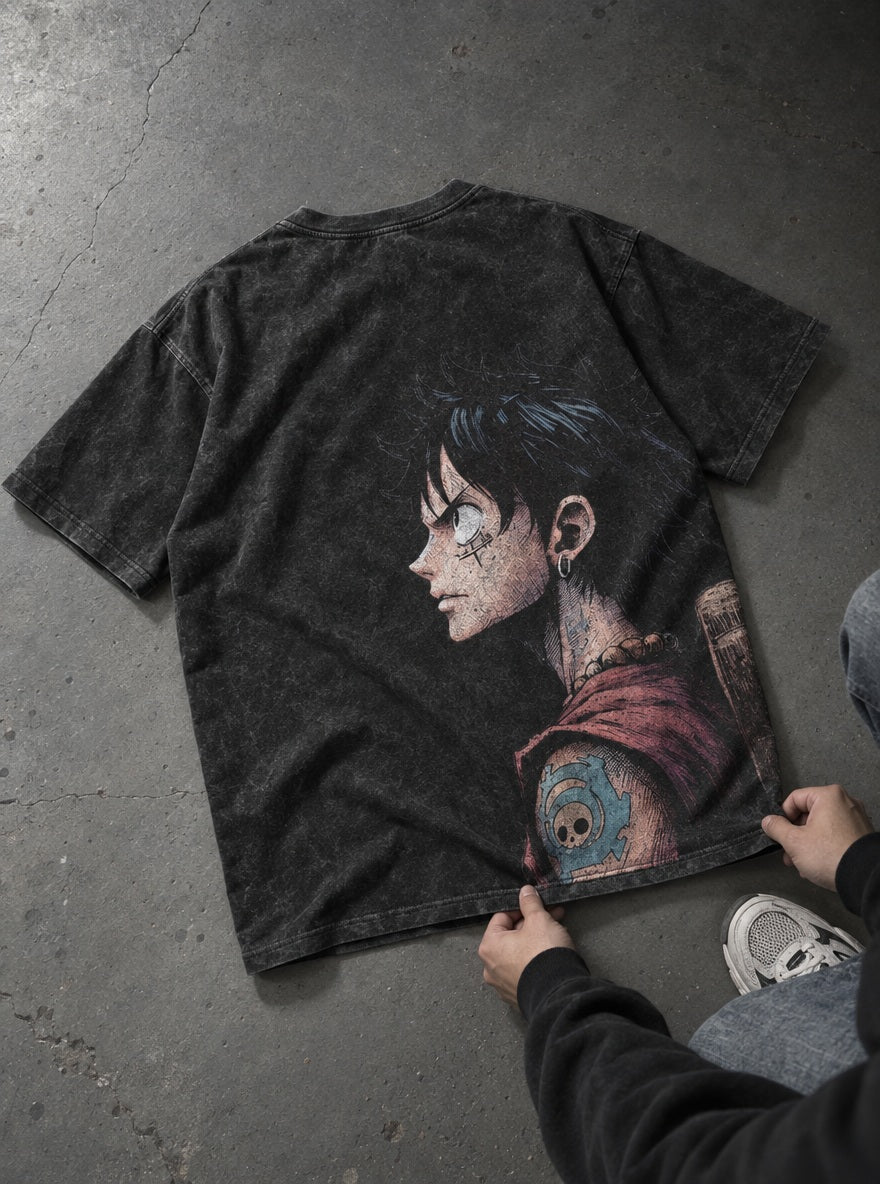 Tattooed Luffy – T-Shirt – flat-lay | One Piece