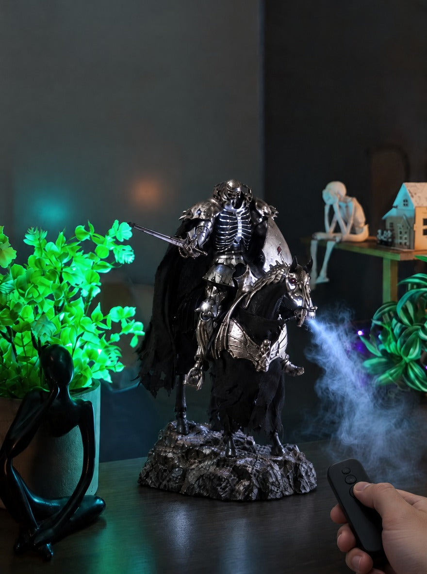 Skull Knight Mist Diffuser Figure – switching on with the remote | Berserk