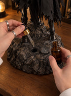 Skull Knight Mist Diffuser Figure – adding oil to the Mist Well | Berserk