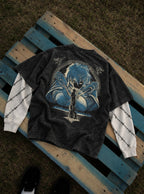 Thorfinn Blue Shadow – Double Sleeves – flat-lay | Vinland Saga