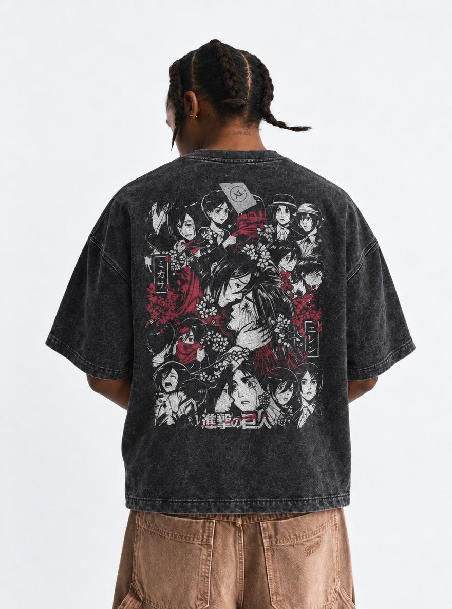 Mikasa & Eren – T-Shirt – model shot | Attack on Titan