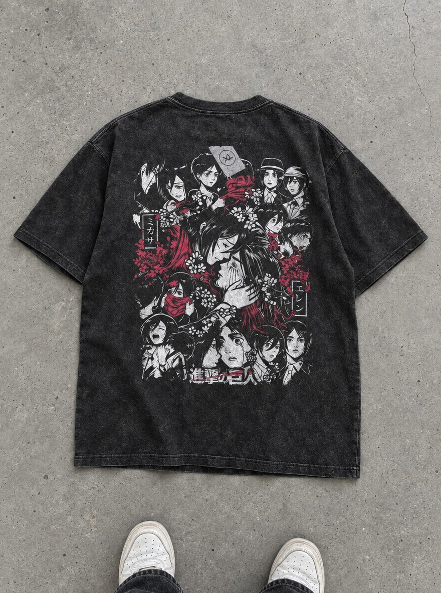 Mikasa & Eren – T-Shirt – flat-lay | Attack on Titan