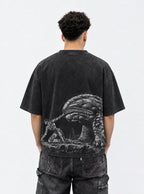 Worm Apostle Fight – T-Shirt – model shot | Berserk