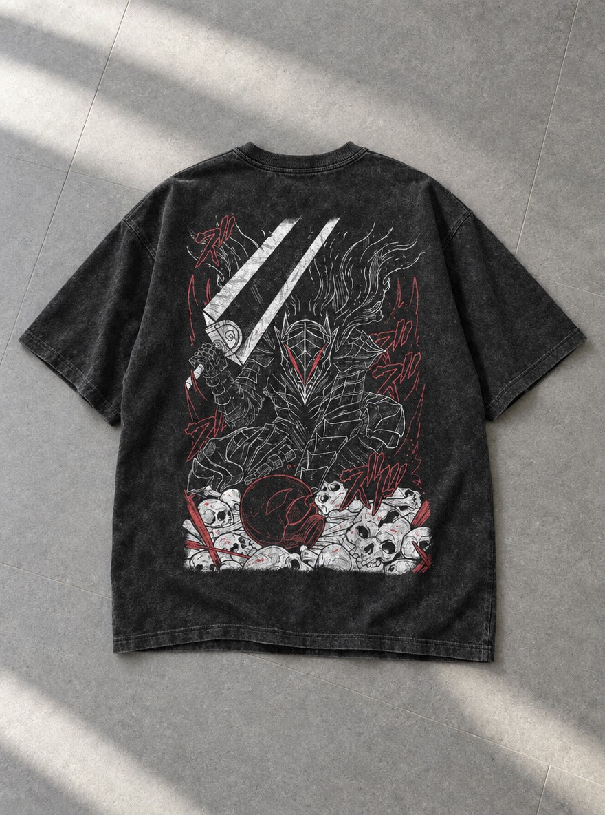Berserker Skull Pile – T-Shirt – flat-lay | Berserk