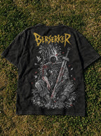 Berserker Yellow Title – T-Shirt – flat-lay | Berserk