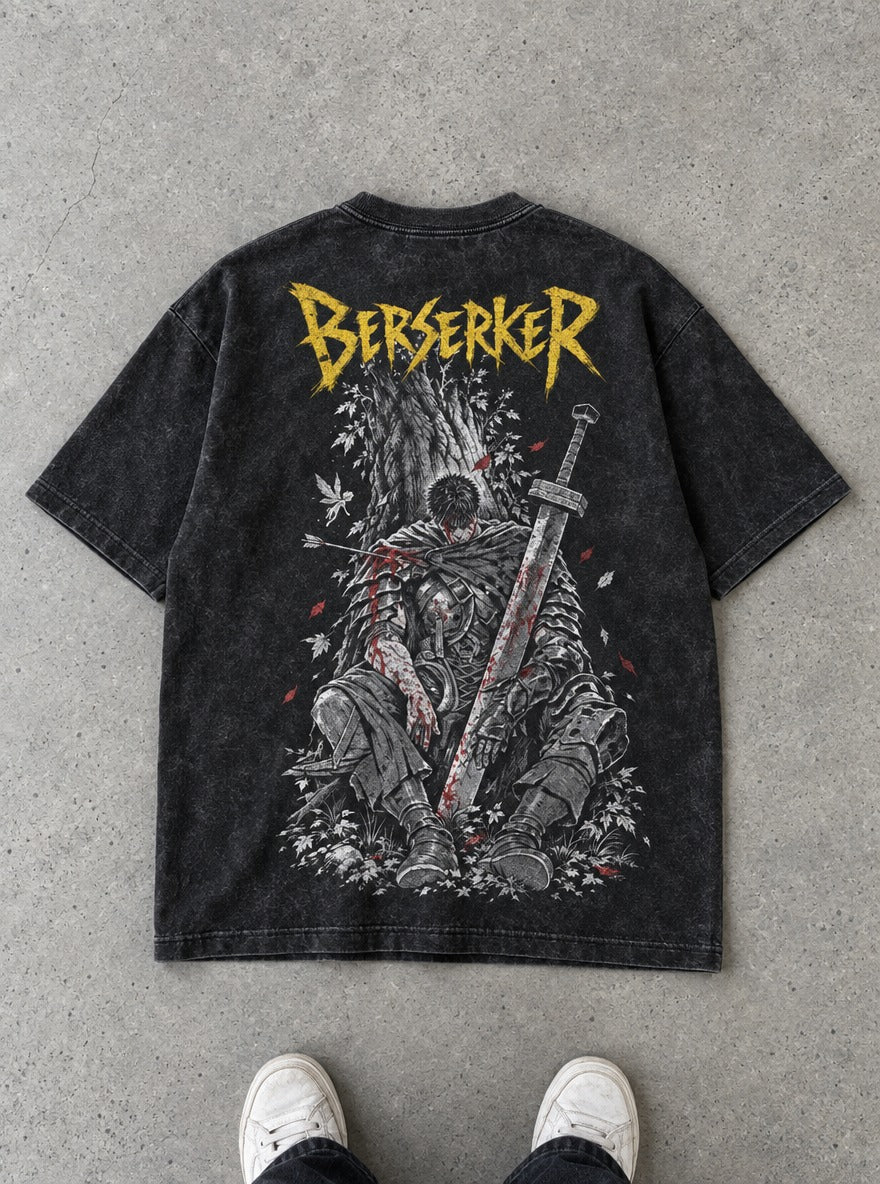 Berserker Yellow Title – T-Shirt – flat-lay | Berserk