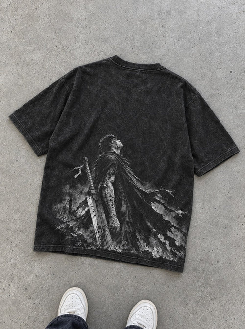 Black Swordsman – T-Shirt – flat-lay | Berserk