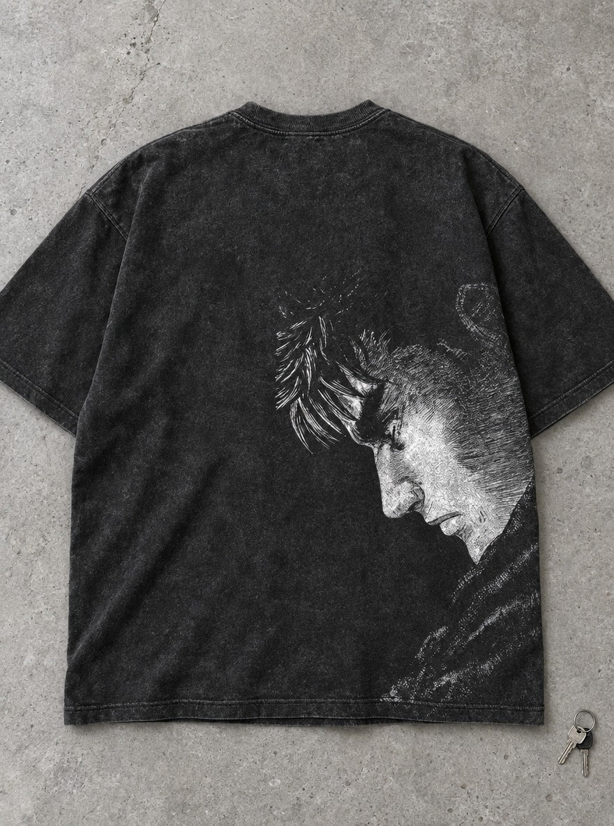 Bowed Head Guts – T-Shirt – flat-lay | Berserk