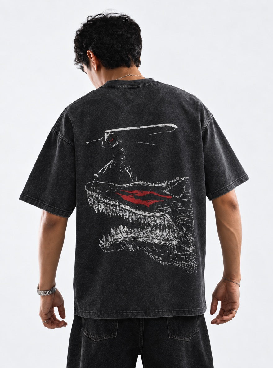 Beast Jaws Leap – T-Shirt – model shot | Berserk