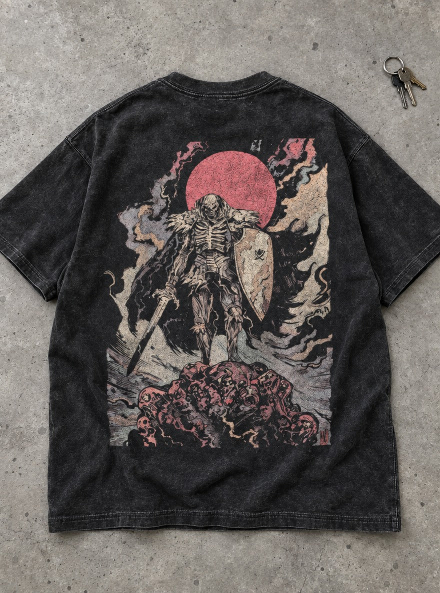 Skull Knight Sunset – T-Shirt – flat-lay | Berserk