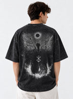 Black Sun Silhouette – T-Shirt – model shot | Berserk