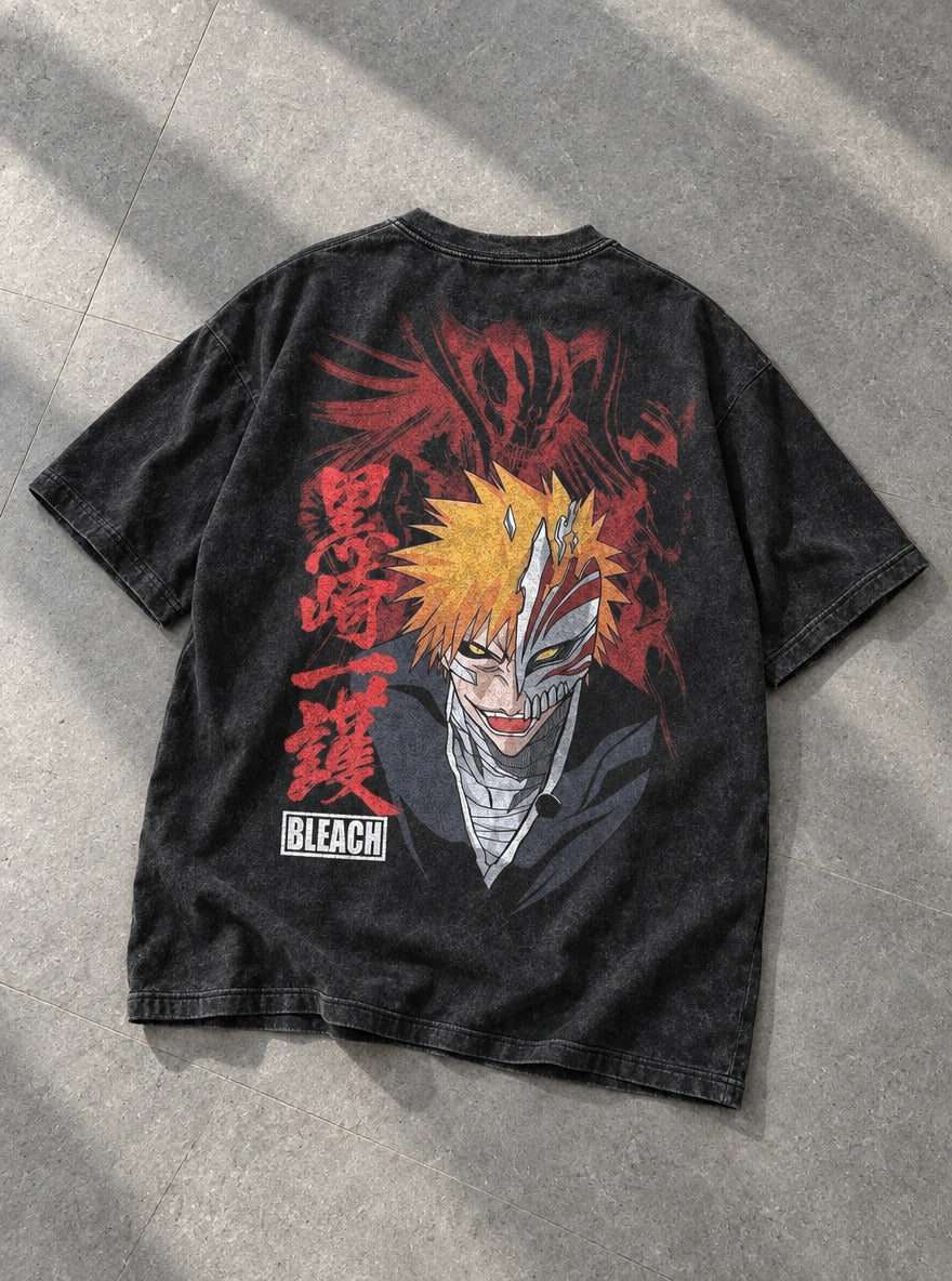 Crimson Mask Ichigo – T-Shirt – flat-lay | Bleach