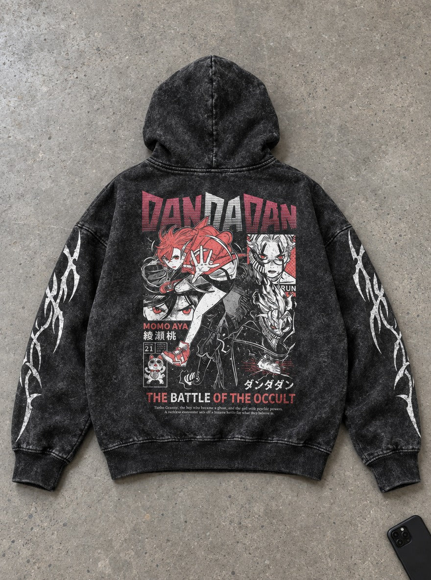 Momo & Okarun – Hoodie – flat-lay | Dandadan