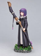 Fern Staff Figure – right view | Frieren