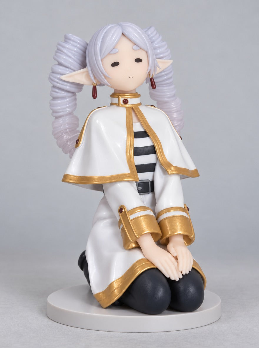 Frieren Kneeling Figure – left view | Frieren
