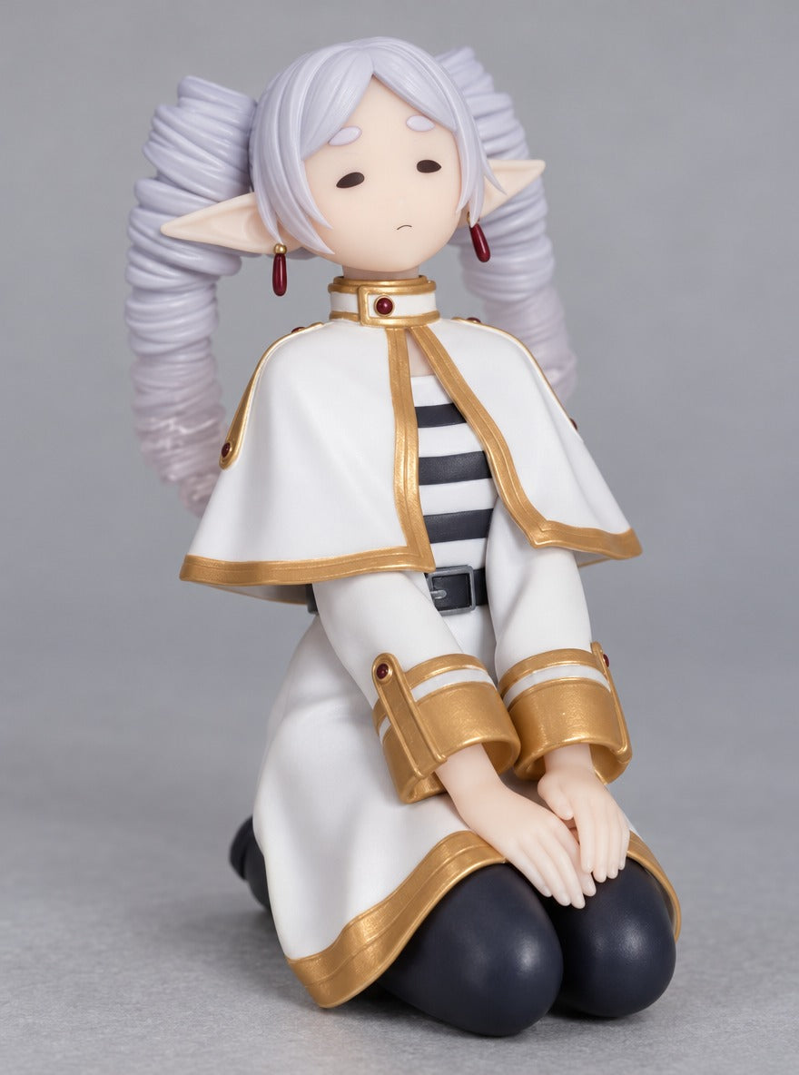 Frieren Kneeling Figure – close-up | Frieren