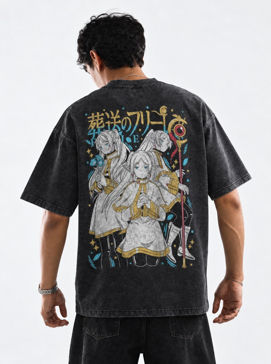 Triple Frieren – T-Shirt – model shot | Frieren