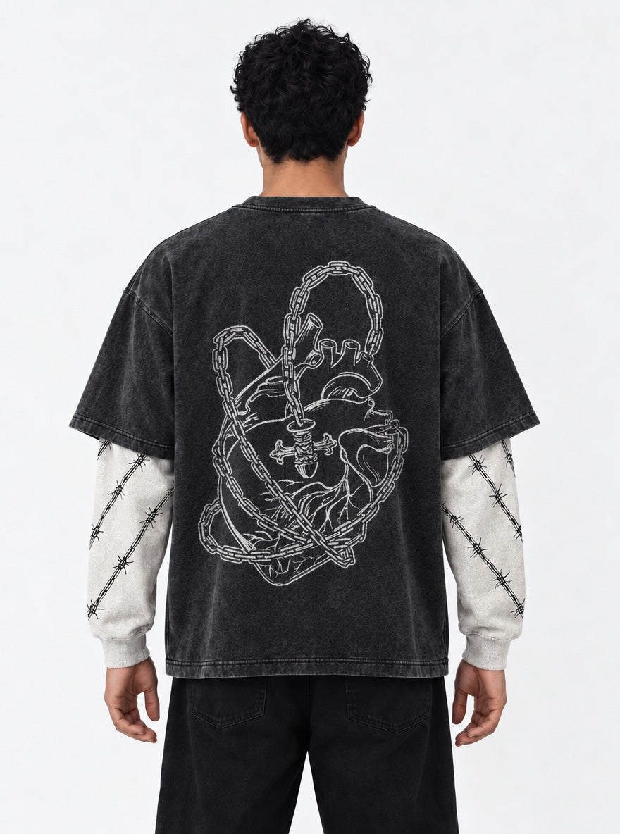 Chained Heart – Double Sleeves – model shot | Hunter x Hunter