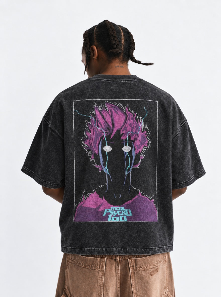 Mob Overflow – T-Shirt – model shot | Mob Psycho 100