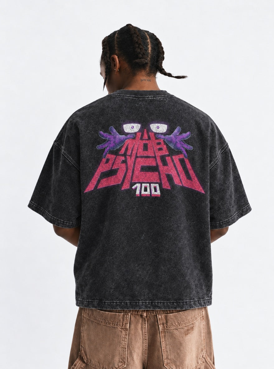 Psycho Eyes Logo – T-Shirt – model shot | Mob Psycho 100