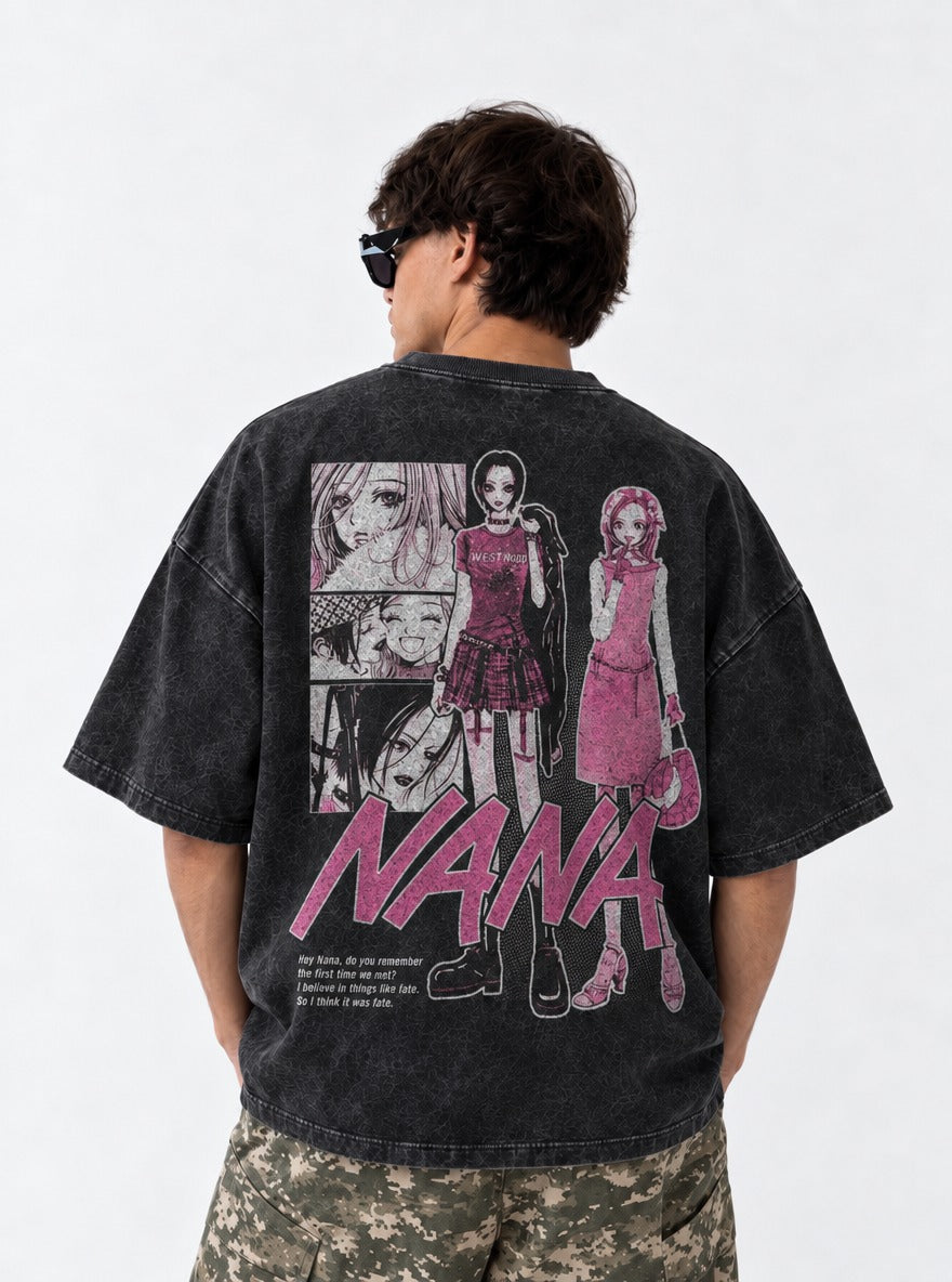 Twin Contrast – T-Shirt – model shot | Nana