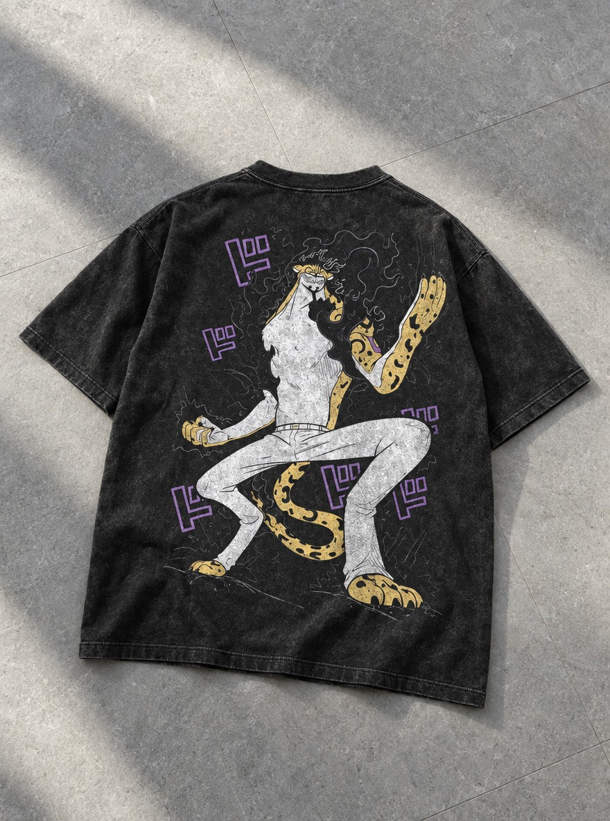 Leopard Lucci – T-Shirt – flat-lay | One Piece