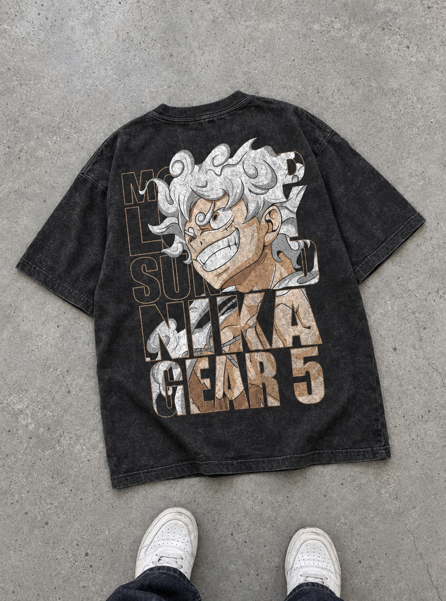 Nika Gear 5 – T-Shirt – flat-lay | One Piece