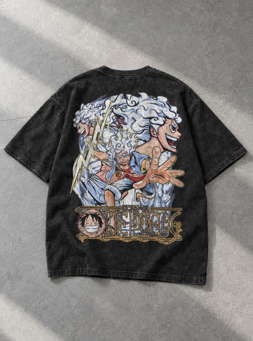 Nika Lightning – T-Shirt – flat-lay | One Piece