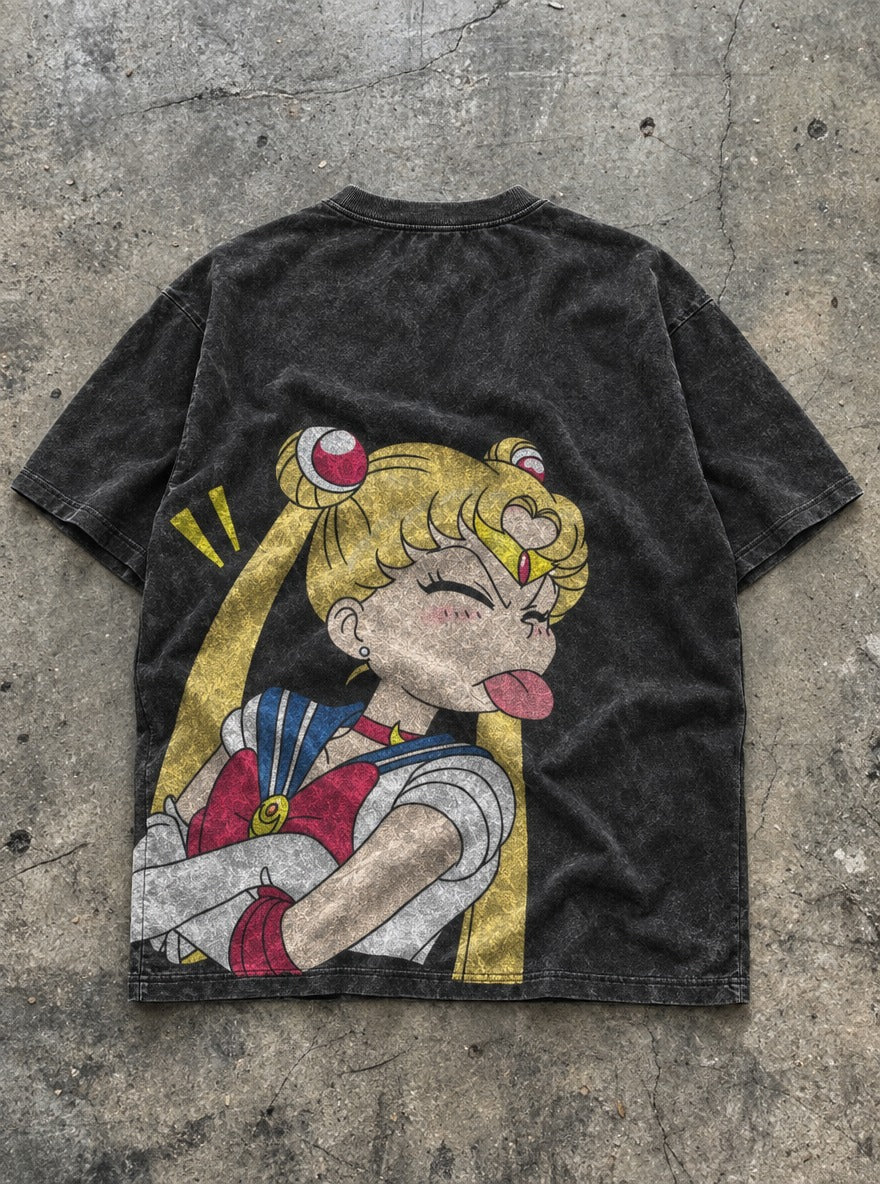 Cheeky Pose – T-Shirt – flat-lay | Sailor Moon