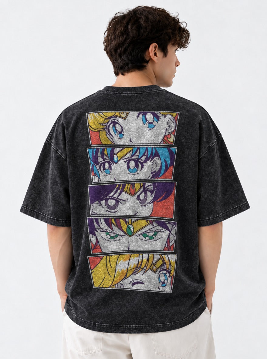 Five Gazes – T-Shirt – model shot | Sailor Moon