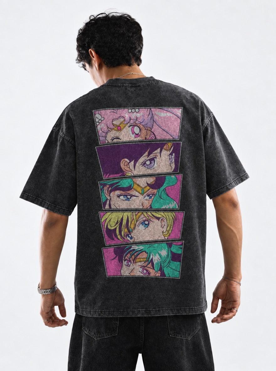 Slanted Panels – T-Shirt – model shot | Sailor Moon