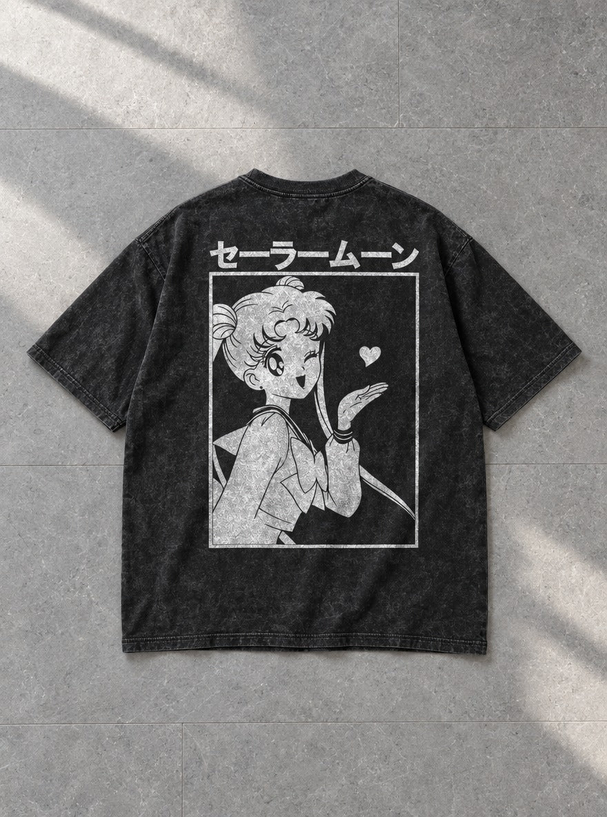 Winking Heart – T-Shirt – flat-lay | Sailor Moon