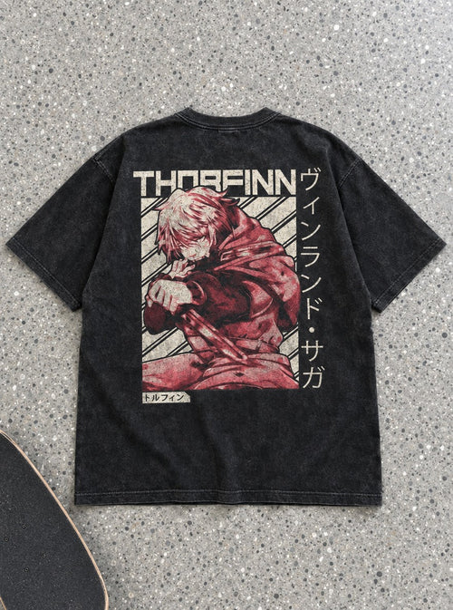 Bloodied Thorfinn – T-Shirt – flat-lay | Vinland Saga