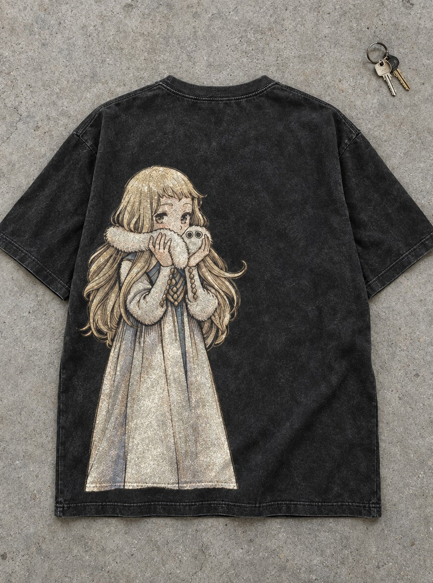 Fluffy Hug – T-Shirt – flat-lay | Witch Hat Atelier
